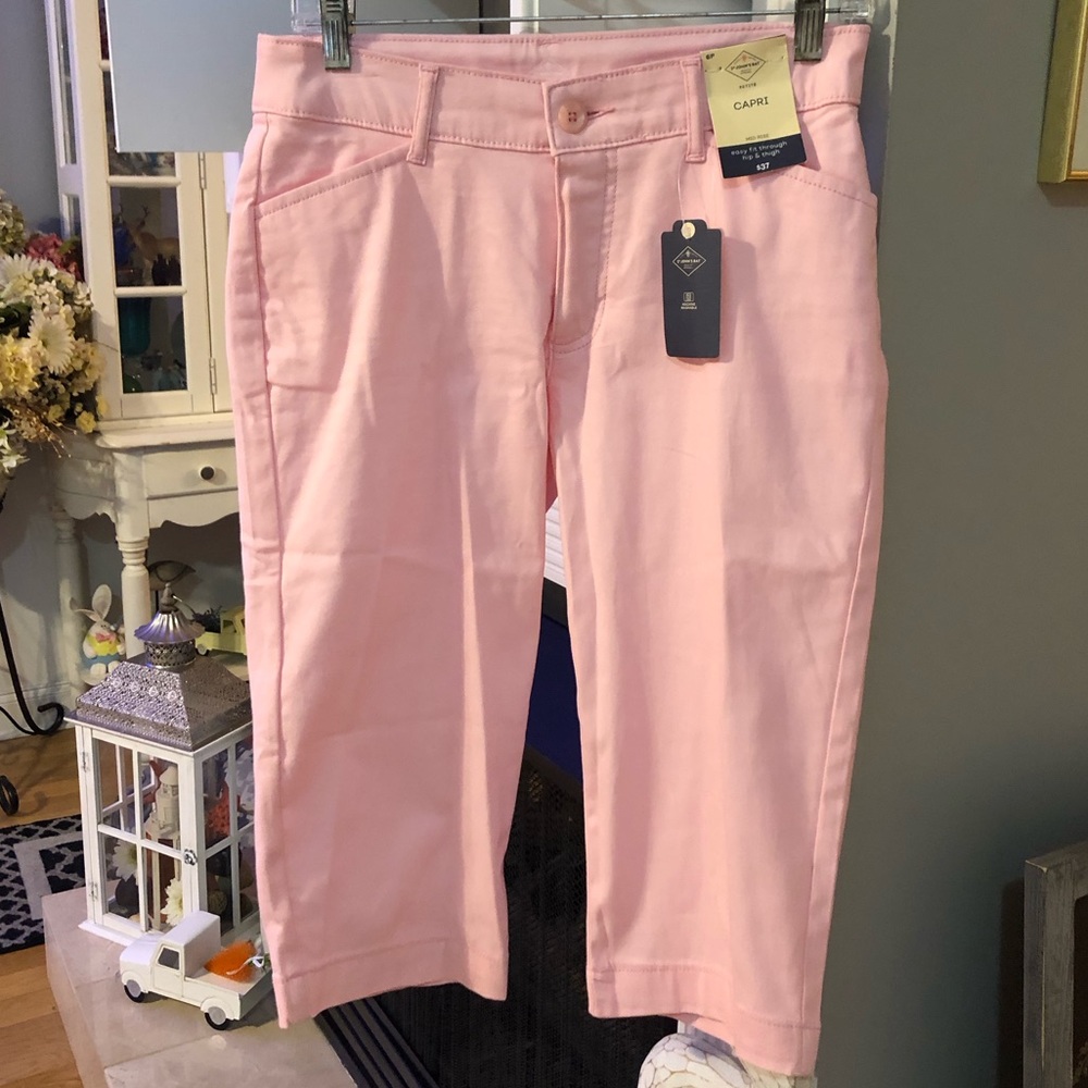 St. John’s Bay Petite Secretly Slender Mid Rise Capri Pants
